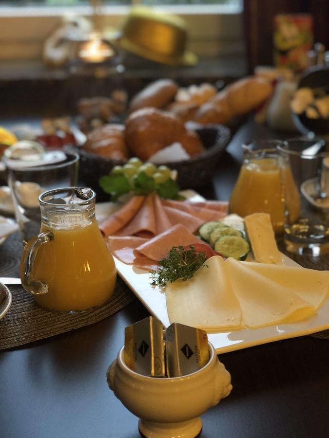 Frischbier'S Gaestezimmer Schmelz-Primsweiler Buitenkant foto