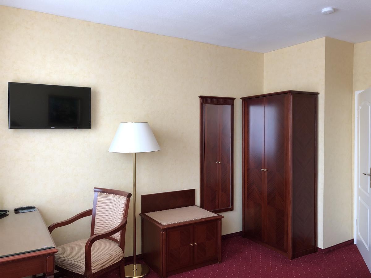 Frischbier'S Gaestezimmer Schmelz-Primsweiler Buitenkant foto